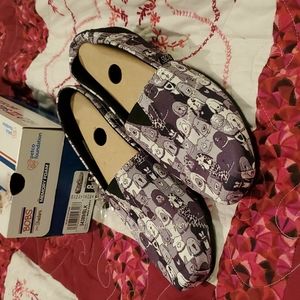 Sketchers Bob's Dog & Cat Petco Foundation shoes